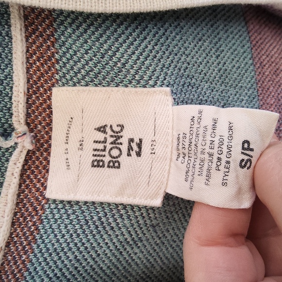 Billabong Multicolor Geometric Cardigan Size Small - Picture 2 of 6